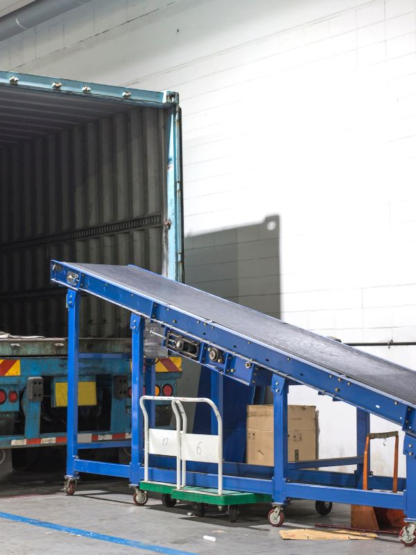 How Yard Ramps Help Facilities Without Loading Docks